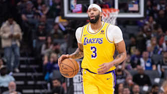 Lakers’ Anthony Davis Offered Gory Details of Eye Injury Suffered vs. Warriors