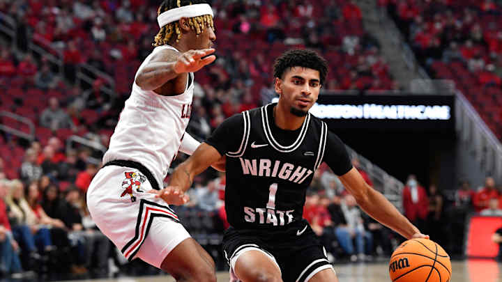 Wright State Hits Buzzer-Beater to Hand Louisville Second Straight Loss Wright State Hits Buzzer-Beater to Hand Louisville Second Straight Loss
